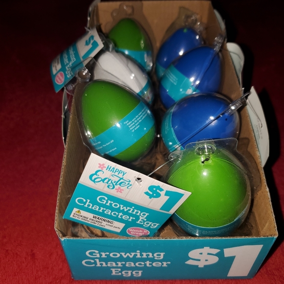 Easter Decorations - Picture 2 of 16